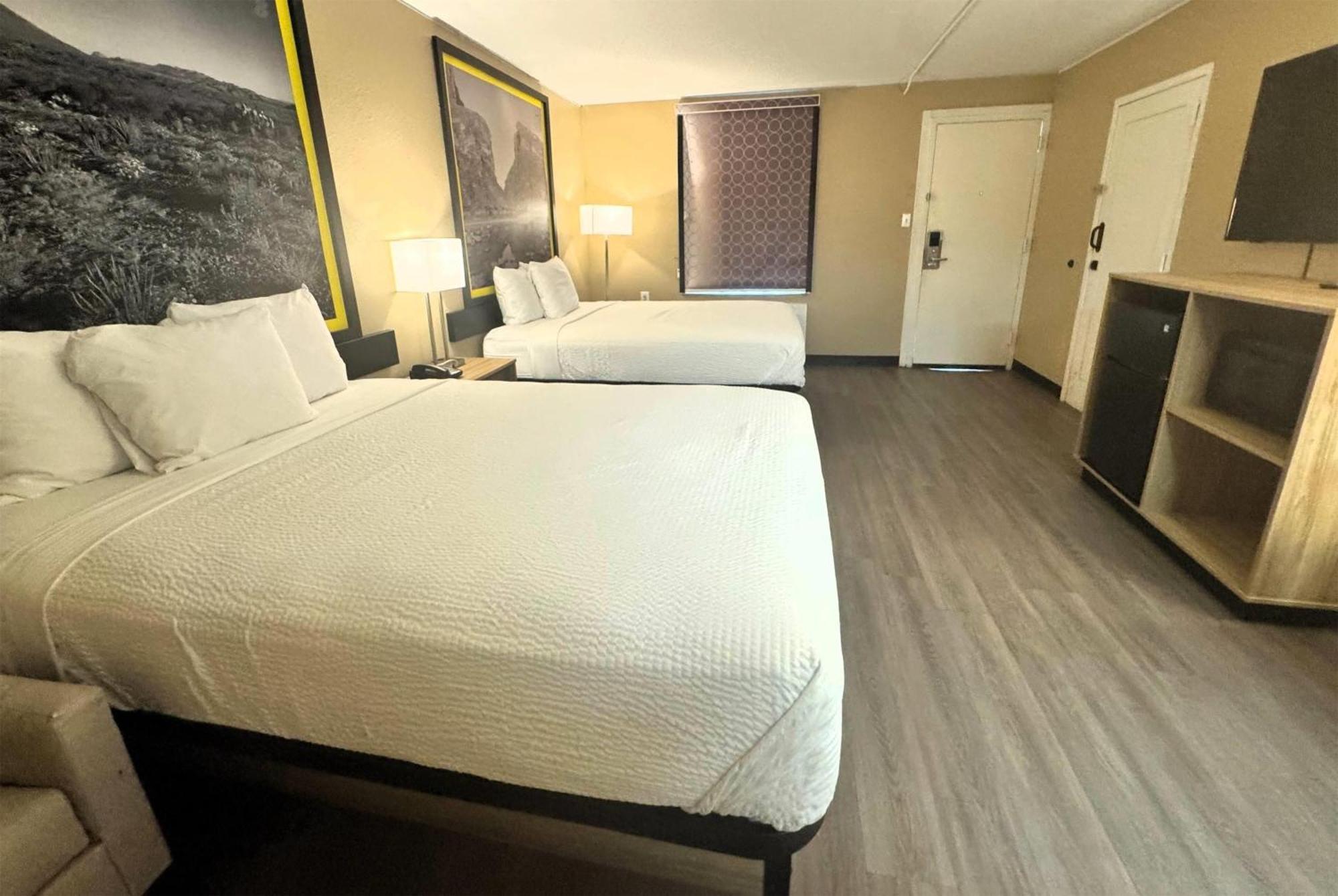 Super 8 By Wyndham Corpus Christi Airport Hotel Eksteriør billede